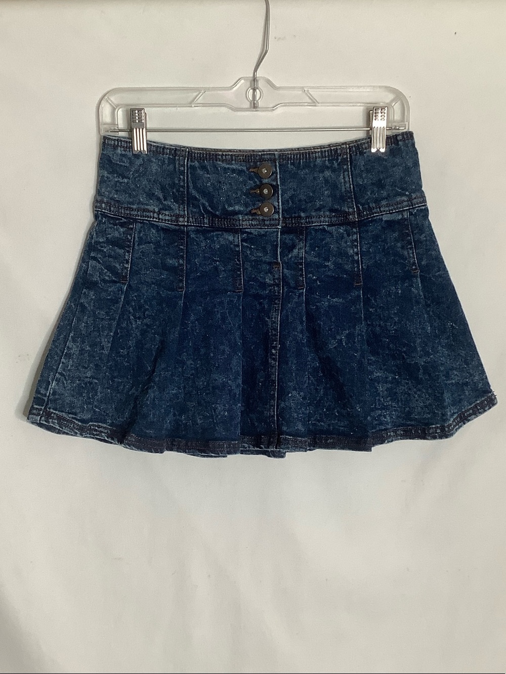 No Boundaries Dark Blue Acid Wash Pleated Denim Skirt Size M